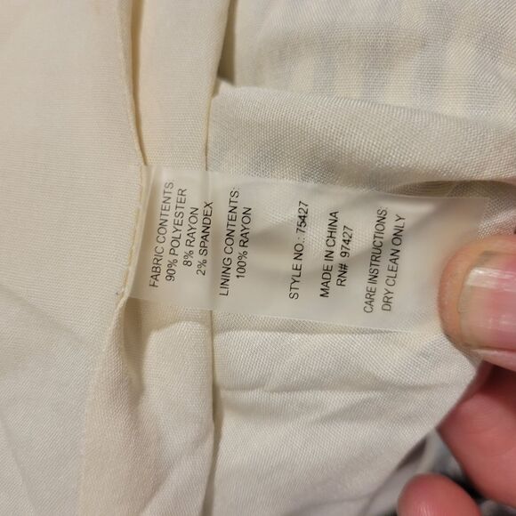 Dolce Cabo White and Blue Pinstripe Blazer with Structured Shoulders Size M - Picture 7 of 9